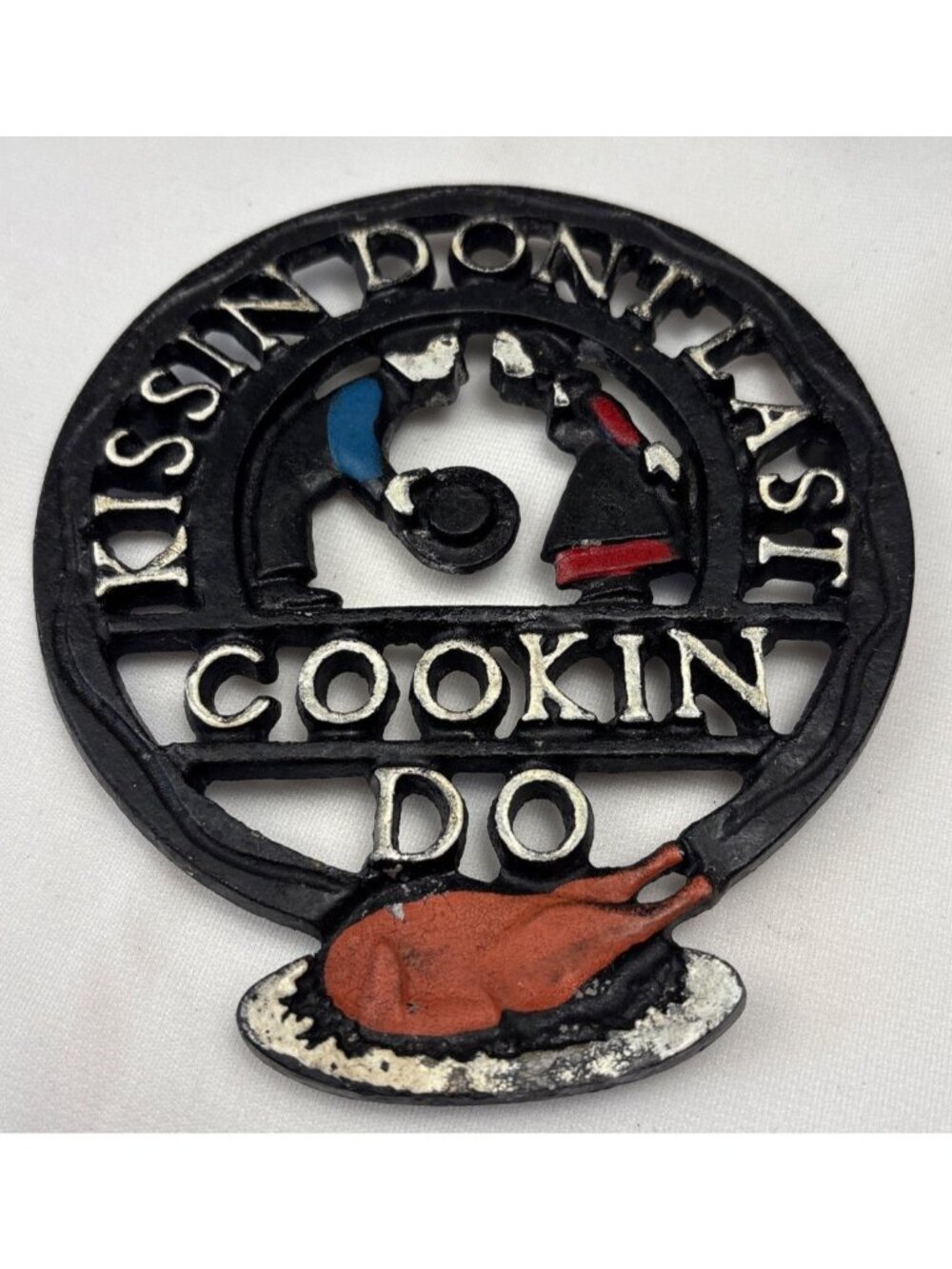 Kissin Dont Last Cookin Do Cast Iron Trivet Black Hand-Painted Vintage Kitchen